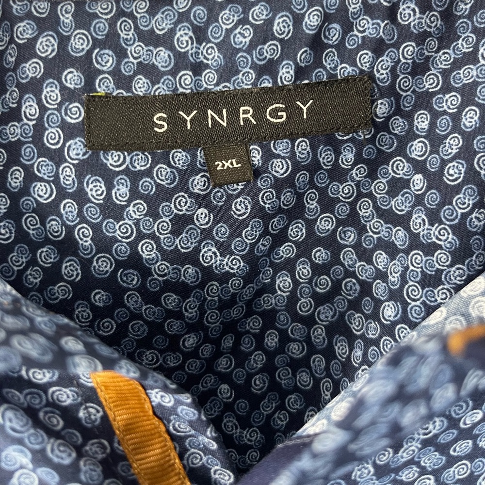 Synrgy men’s button down casual shirt. Size 2XL GUC
Big & tall - Picture 6 of 7